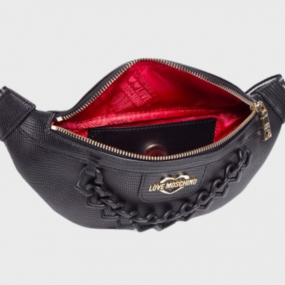 Love Moschino / black fanny pack banana with heart chain SS21 (NEW) - Picture 2 of 10